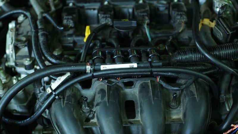 รางหัวฉีด Keihin K9 - รีวิว Mazda 3 2.0 SkyActiv ติดแก๊ส Prins VSI-3 DI หงษ์ทองแก๊ส