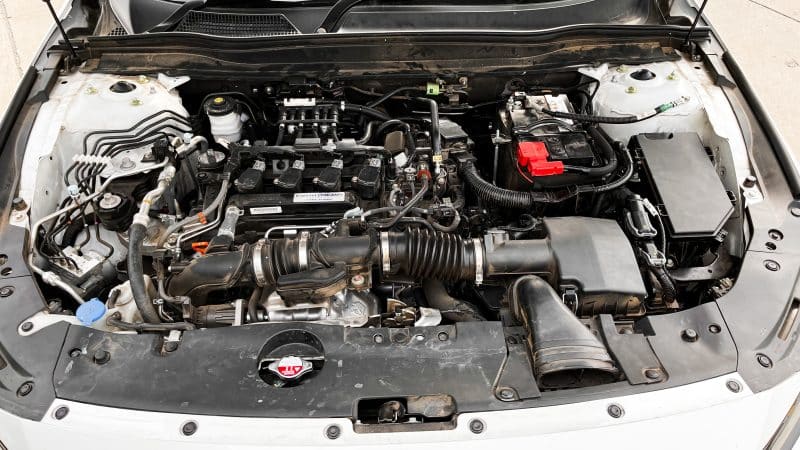 หน้าห้องเครื่อง - Honda Accord 1.5 T ติดแก๊ส Prins VSI-3 DI หงษ์ทองแก๊ส