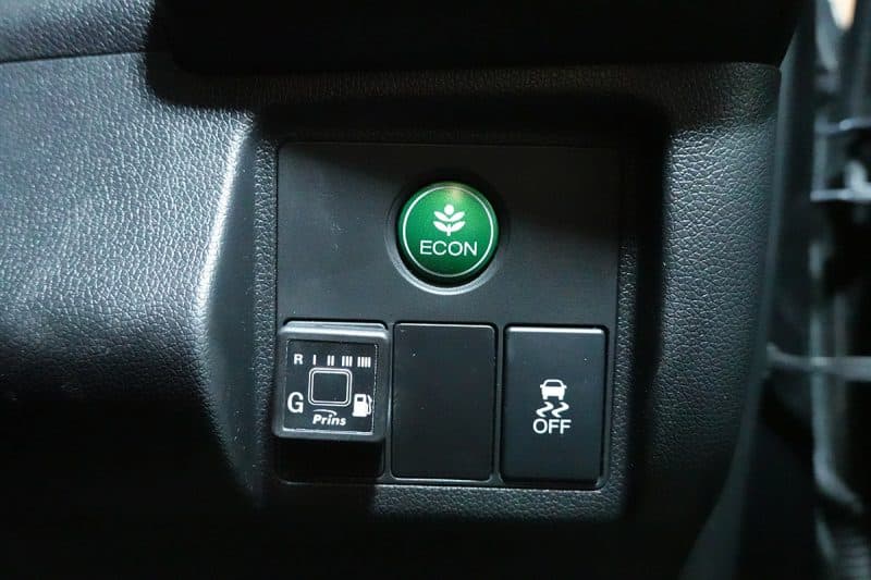 ติดแก๊ส Honda hrv หงษ์ทองแก๊ส Prins Silverline,Technomax สวิตช์แก๊ส Prins Technomax