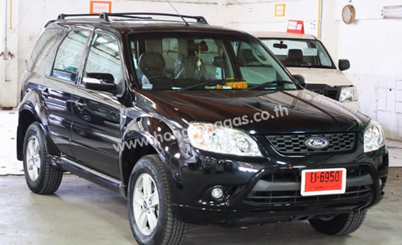Ford Escape ติดแก๊ส หงษ์ทองแก๊ส หน้ารถ