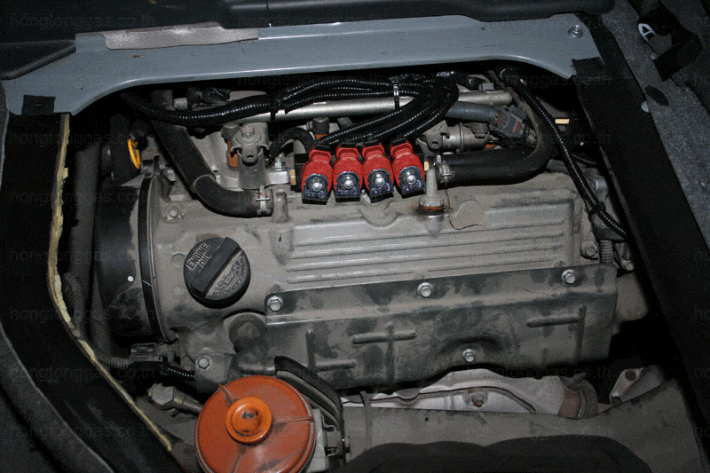 Suzuki APV ติดแก๊ส หงษ์ทองแก๊ส หน้าเครื่อง-หัวฉีด