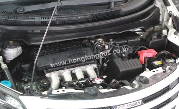 Honda Freed ติดตั้งแก๊ส Prins ถังโดนัทวางบน หงษ์ทองแก๊ส