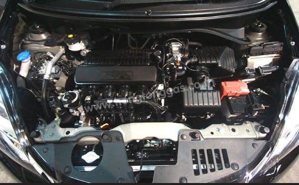 หน้าเครื่ง - รีวิว Honda Mobilio ติดแก๊ส Prins Technomax เทคโนโยลีล่าสุด - หงษ์ทองแก๊ส