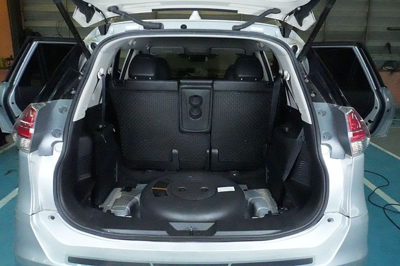 Nissan X-Trail 2.0 ติดแก๊ส Prins VSI-3 DI ถังโดนัทวางบน 62 ลิตร หงษ์ทองแก๊ส