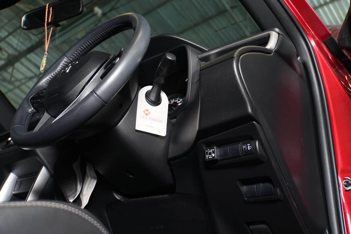 Switch Gas สี่เหลี่ยม Toyota Cross 2020-2023 ติดแก๊ส Prins Technomax | หงษ์ทองแก๊ส ติดแก๊ส LPG