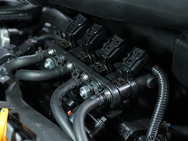 Toyota Innova 2.0 D4S Hybrid 2023 ติดแก๊ส Prins vsi3di รางหัวฉีด Keihin K9 ถังโดนัทวางบน 48 ลิตร หงษ์ทองแก๊ส