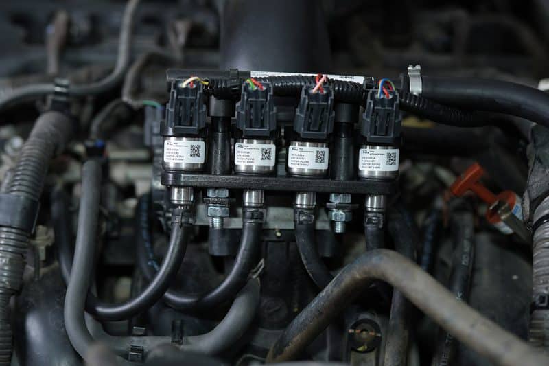 TOYOTA Fotuner 2.7 เบนซิน ติดแก๊ส รางหัวฉีด Prins ถังโดนัทหุ้มยางอะไหล่ หงษ์ทองแก๊ส ติดแก๊ส LPG