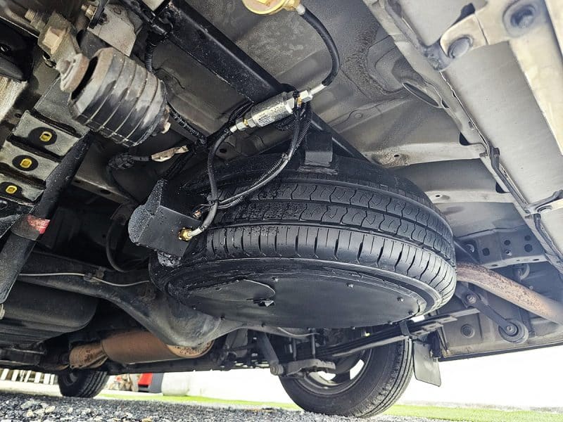 รถตู้ ติดแก๊ส LPG หงษ์ทองแก๊ส TOYOTA VENTURY ติดแก๊ส Prins Technomax ถังโดนัทหุ้มยาง ใส่กรองแก๊ส Certools