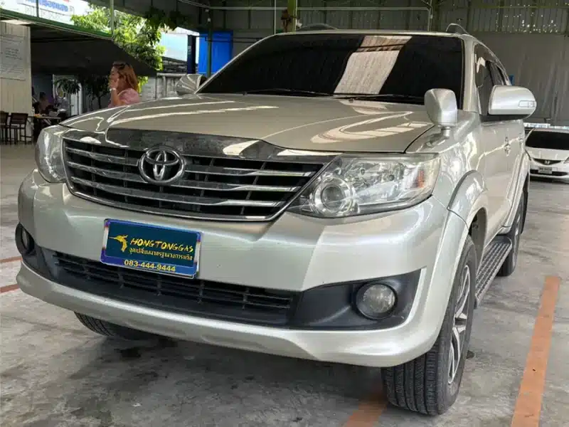 Toyota Fortuner ติดแก๊ส