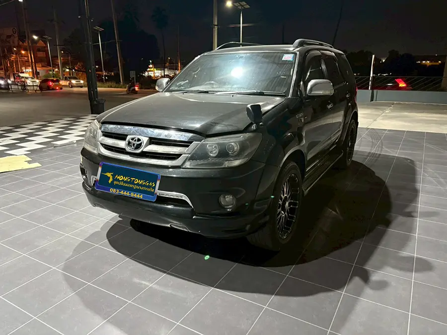 Toyota Fortuner ติดแก๊ส