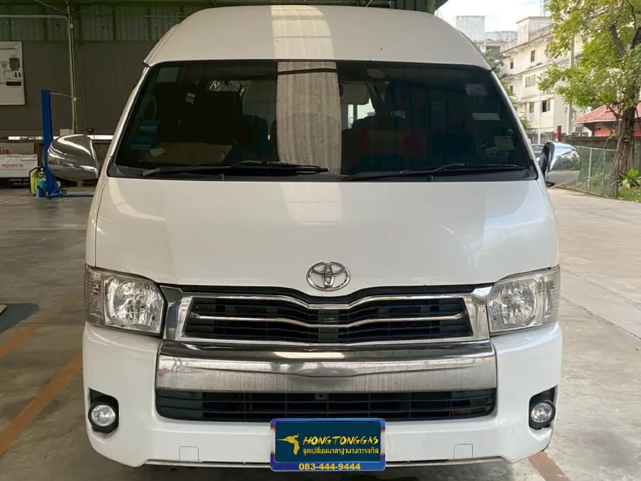 Toyota Commuter ติดแก๊ส