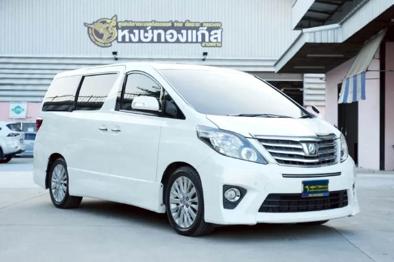 TOYOTA Alphard
