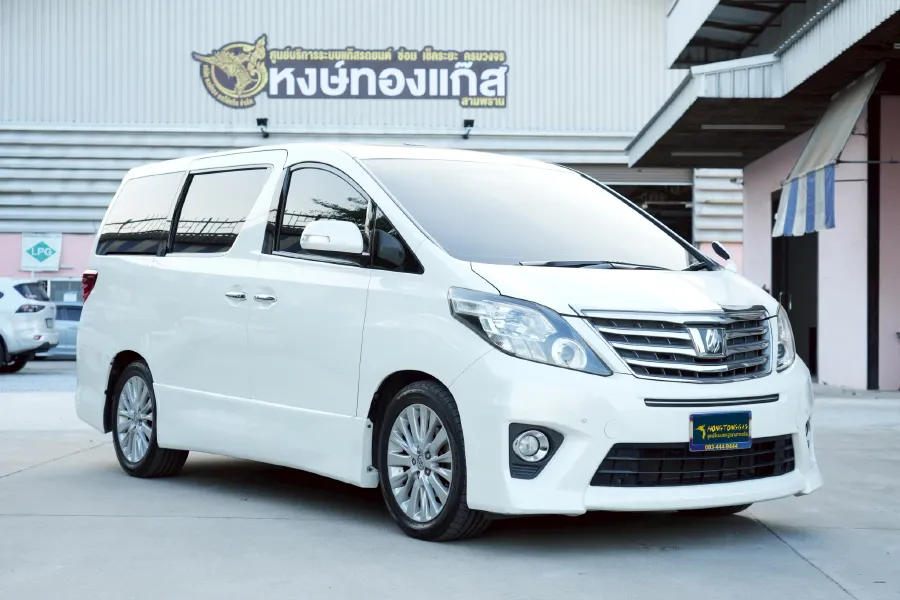 TOYOTA Alphard