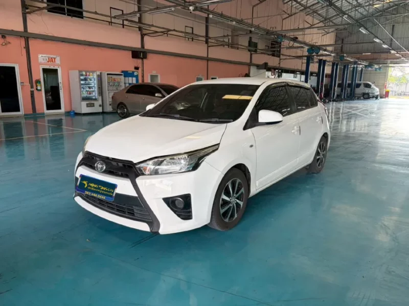 Toyota Yaris Prins EcoMax หม้อต้ม Tomasetto Nordic รางหัวฉีด HANA กรองแก๊ส Certools F-750 กล่อง Prins AFC Compact 4D ถังโดนัทวางบน 42L