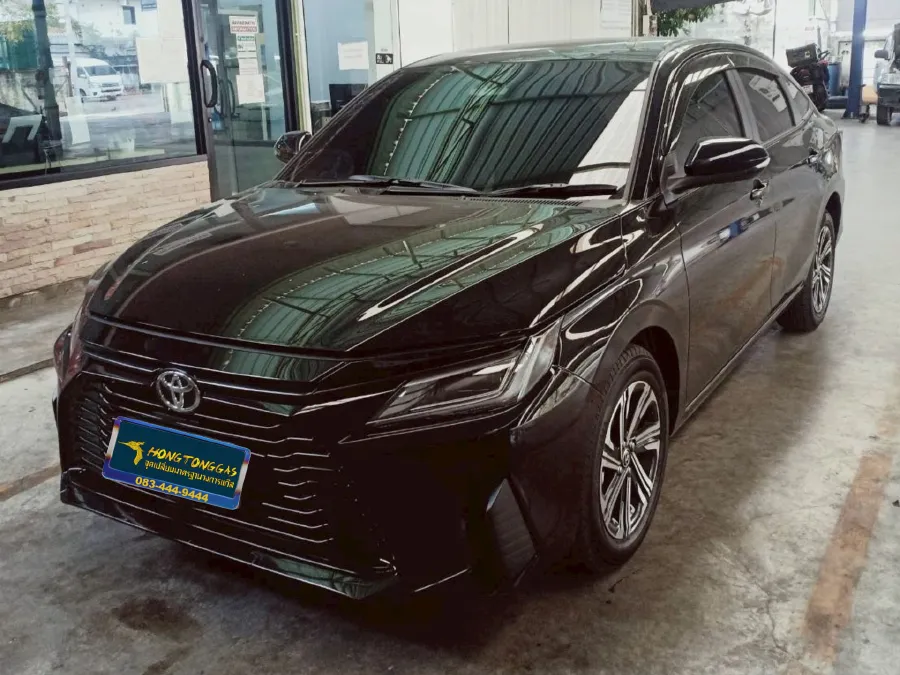 Toyota Yaris Prins EcoMax หม้อต้ม Tomasetto Nordic รางหัวฉีด HANA กรองแก๊ส Certools F-750 กล่อง Prins AFC Compact 4D ถังโดนัทวางบน 52L