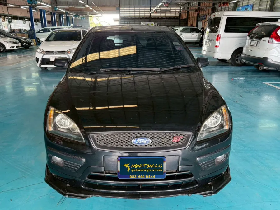 Ford Focus 2.0 5 ประตู Prins EcoMax กล่อง Prins AFC Compact 4D รางหัวฉีด HANA หม้อต้ม Tomasetto Nordic กรองแก๊ส Certools F-750 ถังโดนัท วางบน 42 L