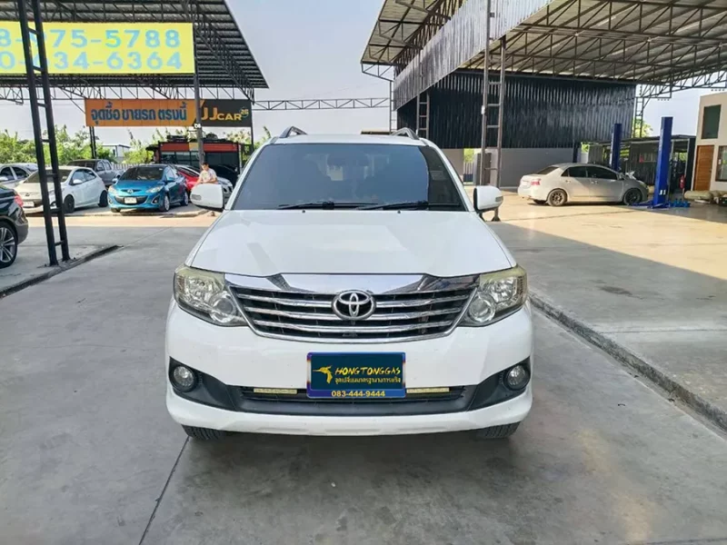 Toyota Fortuner Prins EcoMax กล่อง Prins AFC Comapct 4D หม้อต้ม Tomasetto Nordic รางหัวฉีด HANA กรองแก๊สกลางสาย Certools F-750 ถังโดนัทหุ้มยาง 68L