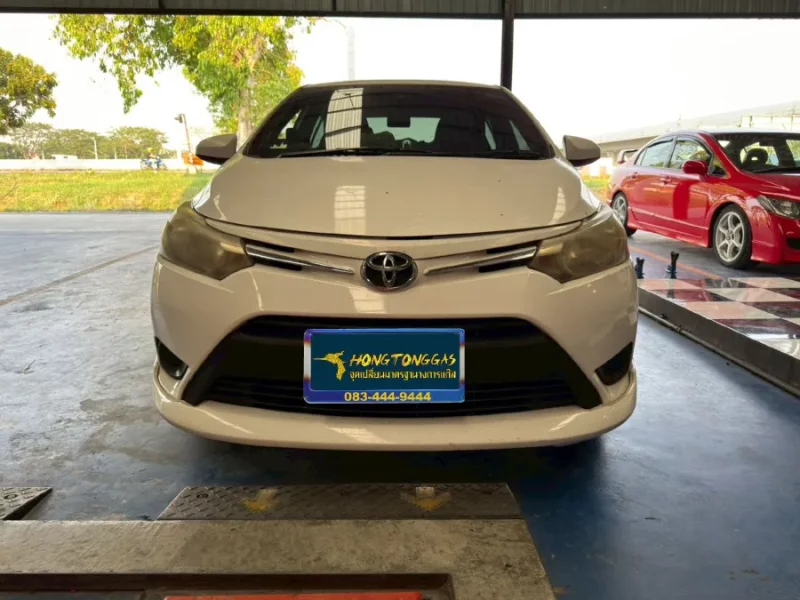 Toyota Vios Prins EcoMax หม้อต้ม Tomasetto Nordic รางหัวฉีด Hana กรองแก๊ส Certools F-750 กล่อง Prins AFC Compact 4D ถังโดนัทวางบน 42 ลิตร