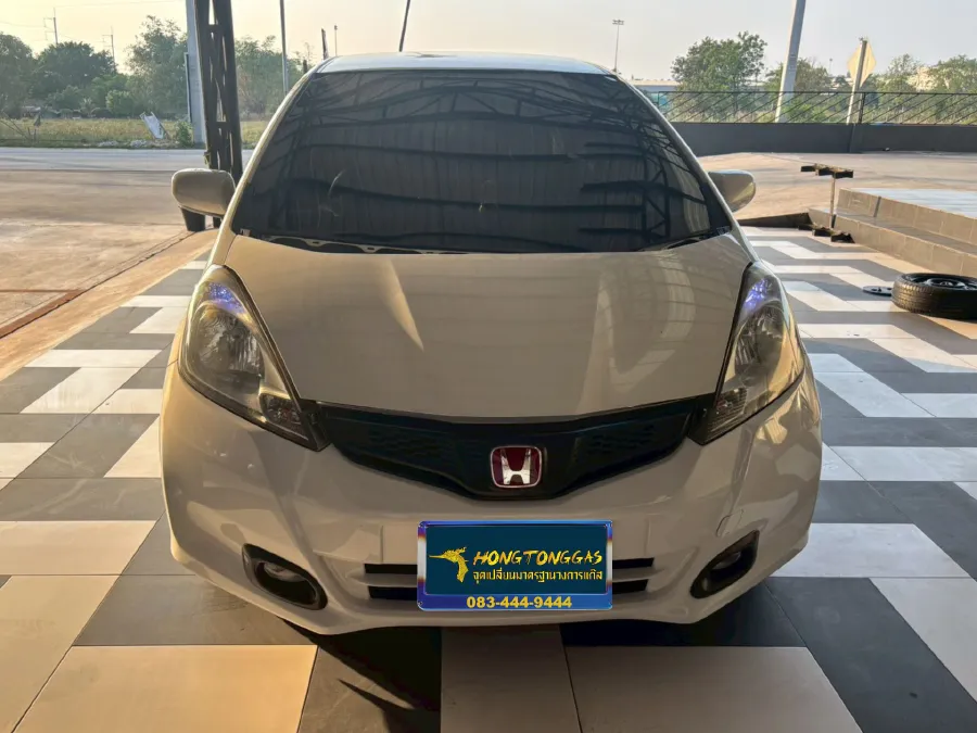 Honda Jazz AEB หม้อต้ม Tomasetto Nordic รางหัวฉีด Valtek กรองแก๊ส Certools F-750 กล่อง AEB MP48 4สูบ ถังโดนัทวางใน 42L