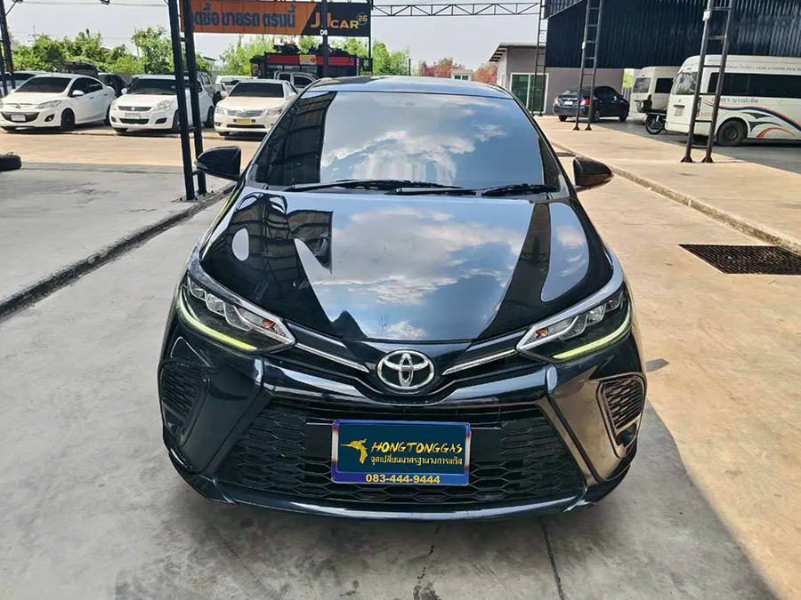 TOYOTA YARIS Prins EcoMax หม้อต้ม Tomasetto Nordic รางหัวฉีด HANA กล่อง Prins AFC Compact 4D ถังโดนัทวางบน 42L