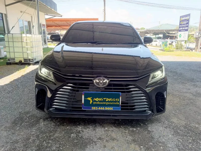 TOYOTA YARIS Ativ Prins EcoMax หม้อต้ม Tomasetto Nordic รางหัวฉีด Hana กรองแก๊ส Certools F-750 กล่อง Prins AFC Compact 4D ถังโดนัทวางบน 42L