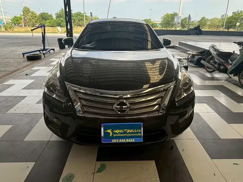 NISSAN TEANA 2.5 XV Prins Silverline กล่อง Prins AFC Compact Pro 4D รางหัวฉีด Prins หม้อต้ม Prins eVP-500 กรองแก๊ส Prins ถังโดนัทวางบน 52L