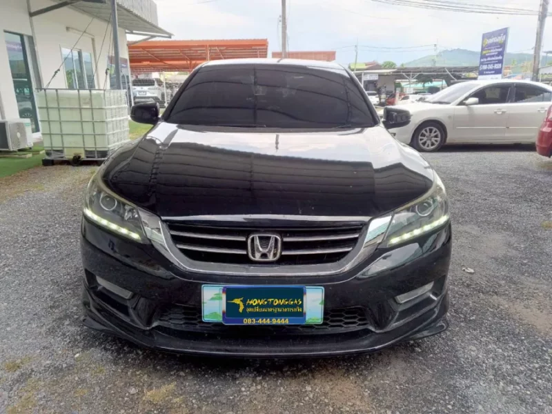 Honda Accord Prins Silverline หม้อต้ม Prins eVP-500 รางหัวฉีด Prins กรองแก๊ส Prins กล่อง Prins AFC Compact Pro 4D ถังแคปซูลวางบน 54 ลิตร