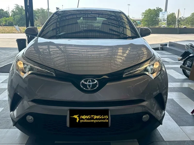 TOYOTA CH-R Prins EcoMax หม้อต้ม Tomasetto Nordic รางหัวฉีด Hana กรองแก๊สกลางสาย Certool F-750 กล่อง Prins AFC Compact 4D ถังโดนัทวางใน 43L