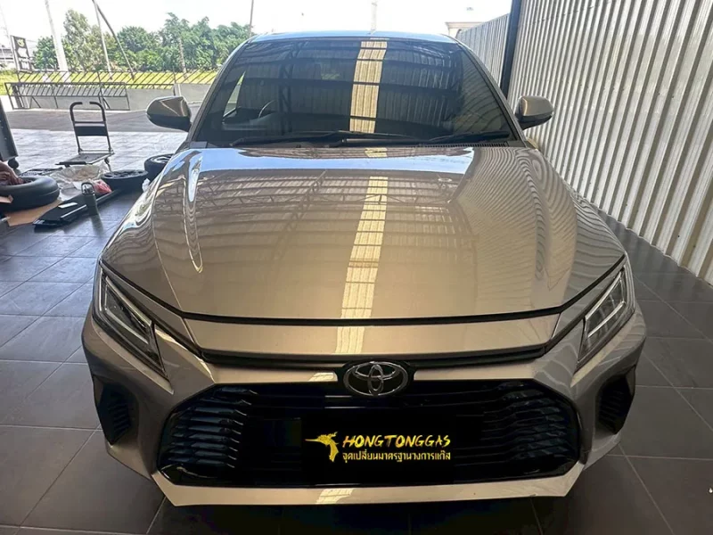 TOYOTA YARIS ATIV Prins EcoMax หม้อต้ม Tomasetto Nordic รางหัวฉีด Hana กรองแก๊สกลางสาย Certool F-750 กล่อง Prins AFC Compact 4D ถังโดนัทวางใน 42L