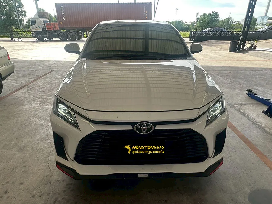 TOYOTA YARIS Ativ Prins EcoMax หม้อต้ม Tomasetto Nordic รางหัวฉีด Hana กรองแก๊สกลางสาย Certool F-750 กล่อง Prins AFC Compact 4D ถังโดนัทวางใน 42L