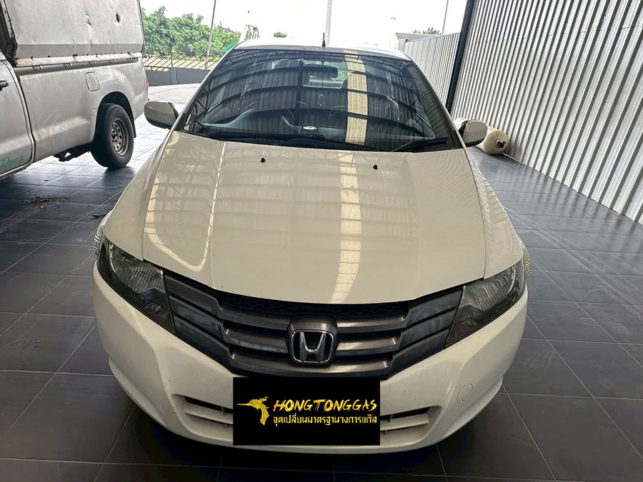 HONDA CITY Prins Silverline หม้อต้ม Prins eVP-500 รางหัวฉีด Prins กรองแก๊สกลางสาย Certool F-750 กล่อง AFC Compact Pro 4D ถังโดนัทวางบน 42L