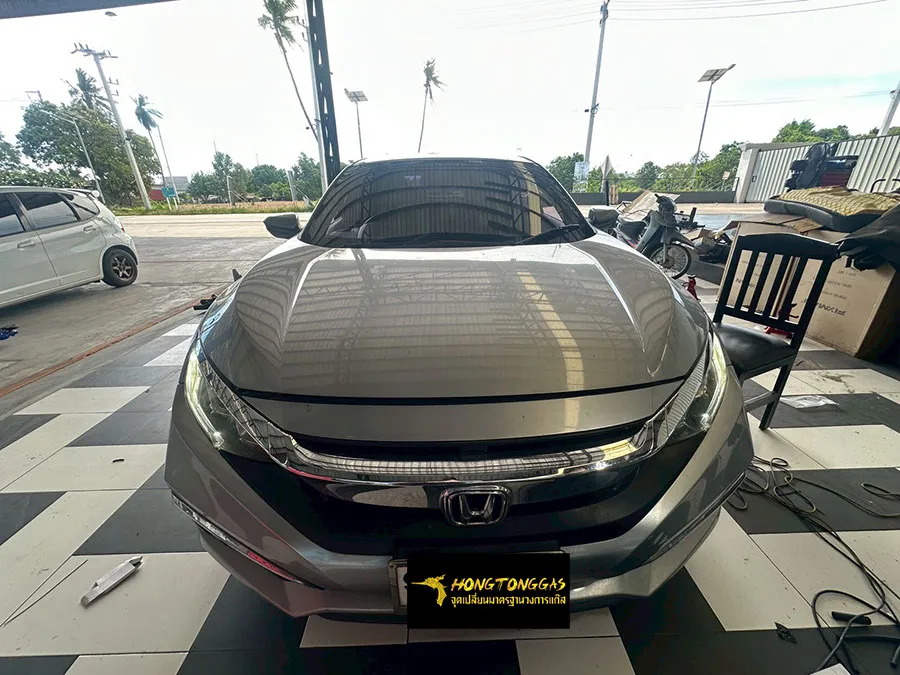 HONDA CIVIC Prins EcoMax หม้อต้ม Tomasetto Nordic รางหัวฉีด Hana กรองแก๊สกลางสาย Certool F-750 กล่อง Prins AFC Compact 4D ถังโดนัทวางใน 42L