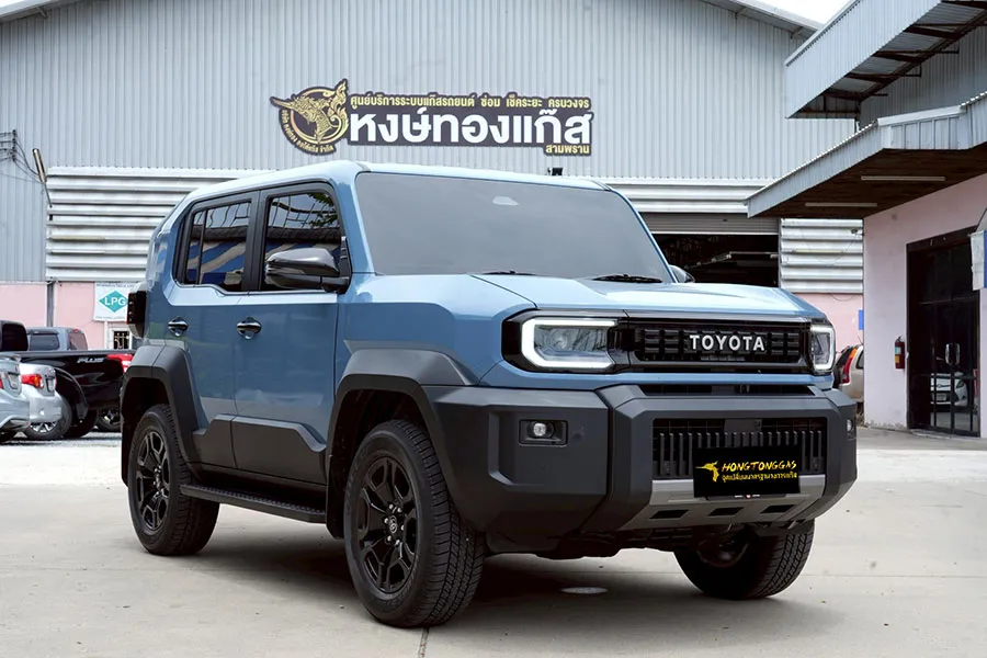 Toyota Land Cruiser FJ Prins Silverline หม้อต้ม Prins eVP-500 รางหัวฉีด Prins กรองแก๊ส PRINS KEIHIN กล่อง AFC Compact Pro 4D ถังแคปซูนใต้ท้อง 58L
