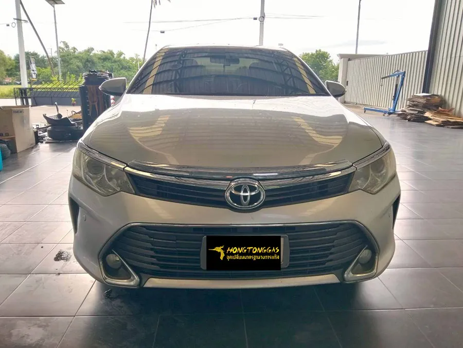 Toyota Camry 2.0 D4S Prins VSI-3 DI หม้อต้ม Prins eVP-500 รางหัวฉีด Keihin K9 กรอง Keihin กล่อง Prins AFC 3.0 DI ถังโดนัทวางบน 62 L