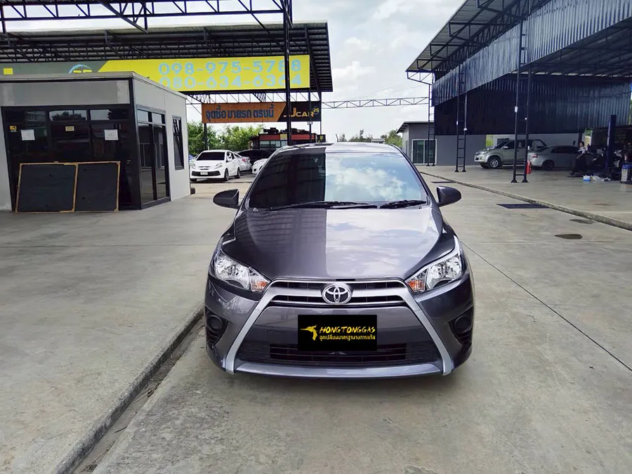 Toyota Yaris Prins EcoMax หม้อต้ม Tomasetto Nordic รางหัวฉีด Hana กรองแก๊สกลางสาย Certool F-750 กล่อง Prins AFC Compact 4D ถังโดนัทวางใน 42