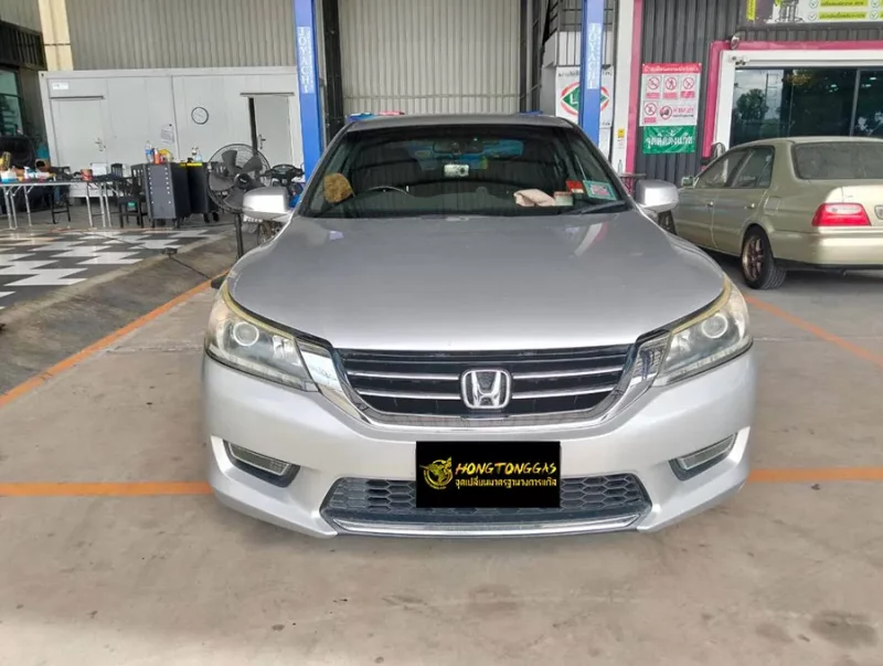 Honda Accord Prins EcoMax หม้อต้ม Tomasetto Nordic รางหัวฉีด Hana กรองแก๊สกลางสาย Certool F-750 กล่อง Prins AFC Compact 4D ถังโดนัทวางใน 54L