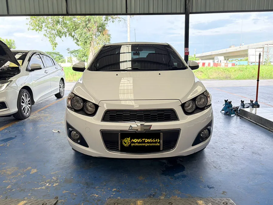 Chevrolet Sonic Prins EcoMax หม้อต้ม Tomasetto Nordic รางหัวฉีด Hana กรองแก๊สกลางสาย Certool F-750 กล่อง Prins AFC Compact 4D ถังโดนัทวางใน 42L