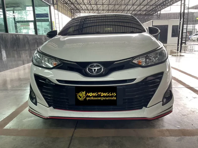 Toyota Yaris Ativ Prins EcoMax หม้อต้ม Tomasetto Nordic รางหัวฉีด Hana กรองแก๊สกลางสาย Certool F-750 กล่อง Prins AFC Compact 4D ถังโดนัทวางใน 42L