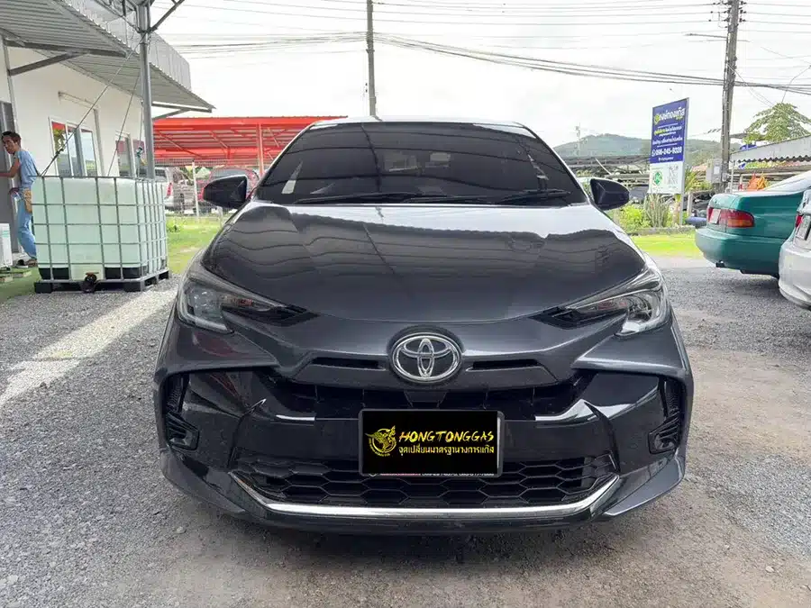 Toyota Yaris Prins EcoMax หม้อต้ม Tomasetto Nordic รางหัวฉีด Hana กรองแก๊สกลางสาย Certool F-750 กล่อง Prins AFC Compact 4D ถังโดนัท 42L