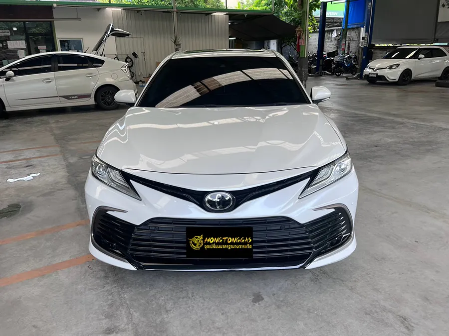 Toyota Camry XV70 Prins VSI-3 DI หม้อต้ม Prins eVP-500 รางหัวฉีด Keihin K9 กรอง Keihin กล่อง Prins AFC 3.0 DI หัวเติมกรอง Certools NF199 ถังโดนัทวางบน 62 L