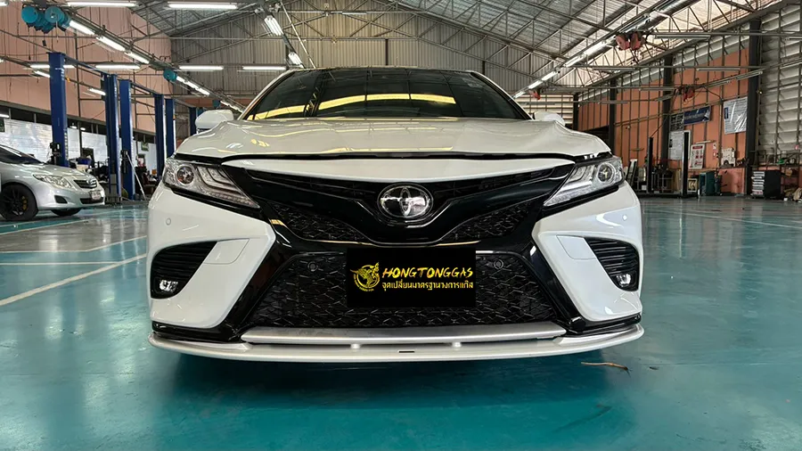 Toyota Camry XV70 Prins VSI-3 DI หม้อต้ม Prins eVP-500 รางหัวฉีด Keihin K9 กรอง Keihin กล่อง Prins AFC 3.0 DI ถังโดนัทวางบน 62 L