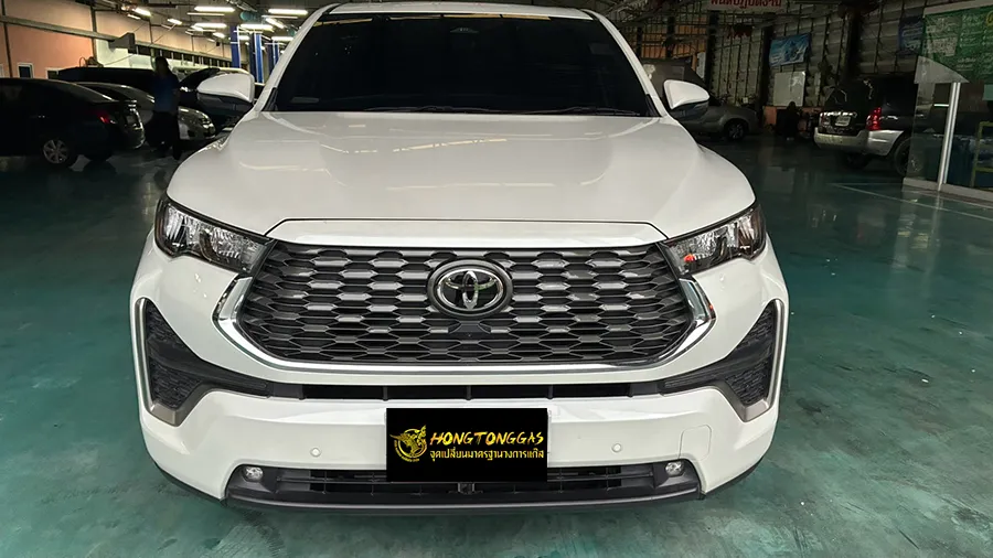 Toyota Innova Zenix Hybrid Prins VSI-3 DI หม้อต้ม Prins eVP-500 รางหัวฉีด Keihin K9 กรอง Keihin กล่อง Prins AFC 3.0 DI หัวเติมกรอง Certools NF199 ถังโดนัท 48L (หุ้มยาง)
